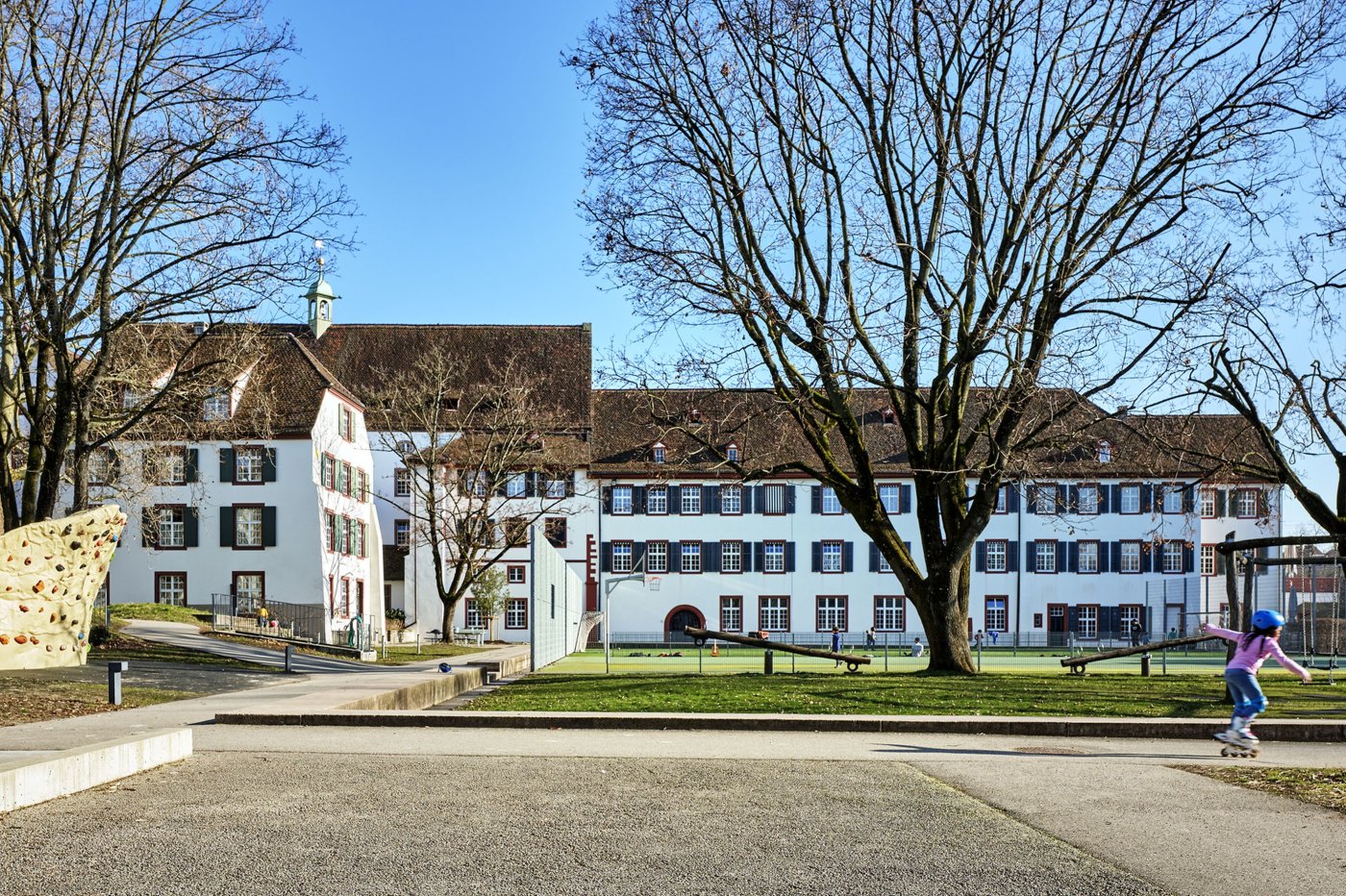 Das Privatareal kann nur im Rahmen einer Führung besichtigt werden.